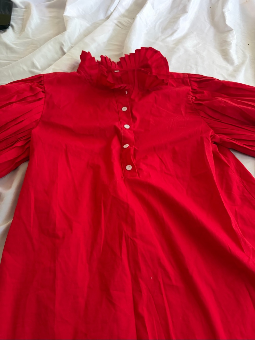 Boutique Womens Red Ruffle Neck Blouse w Puff Sleeves Size S